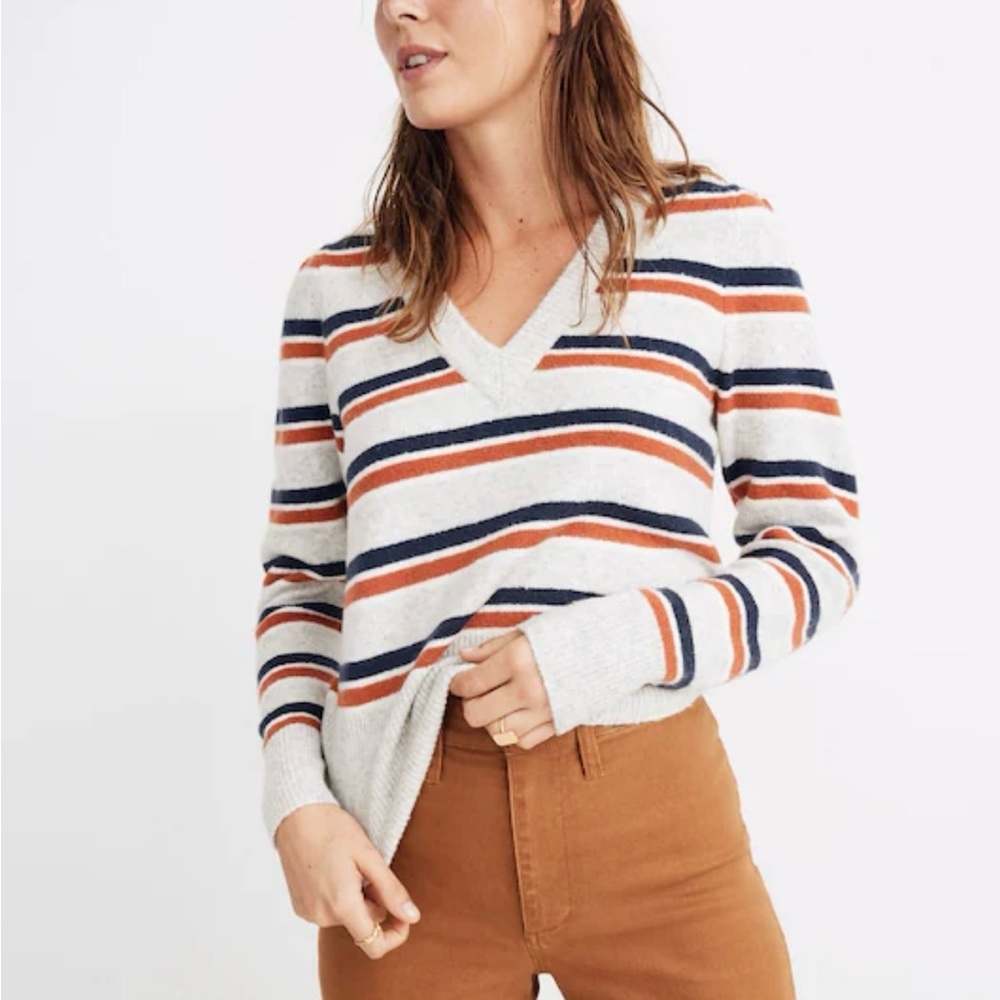 Madewell Striped Westgate V-Neck Sweater‎ in Coziest Yarn